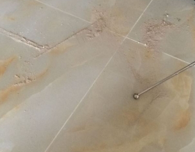 永州市瓷砖空鼓维修公司分享粘合剂选择不当在瓷砖铺贴过程中可能导致以下问题